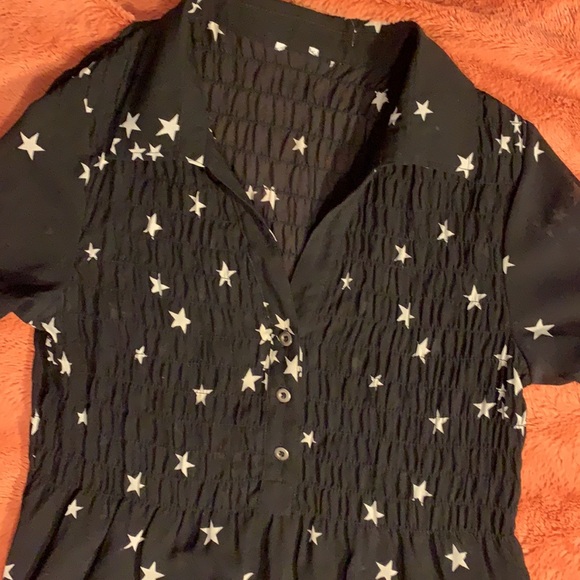 Black Sheer Dressy Top with white stars - fits SZ M - Picture 2 of 6
